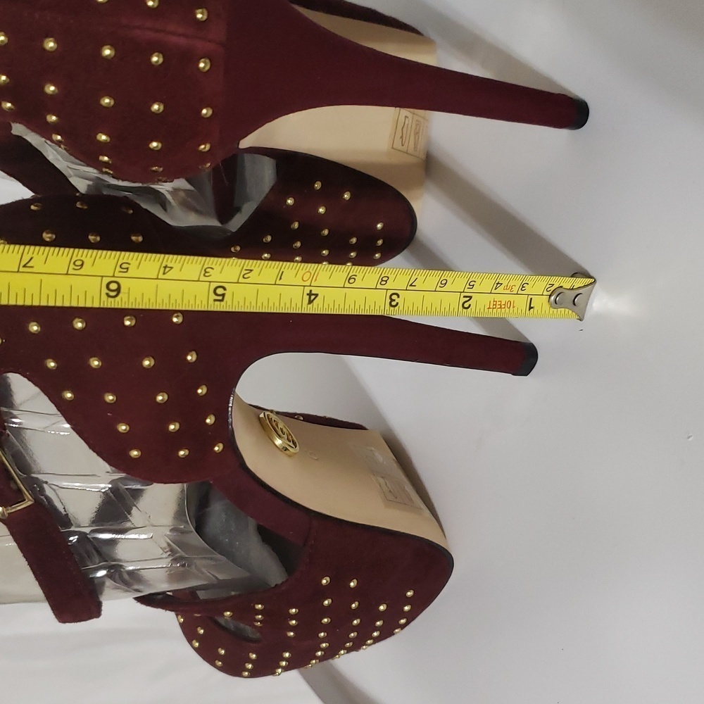 Bebe Burgundy with gold accents platform Heels size 6 - Picture 4 of 10